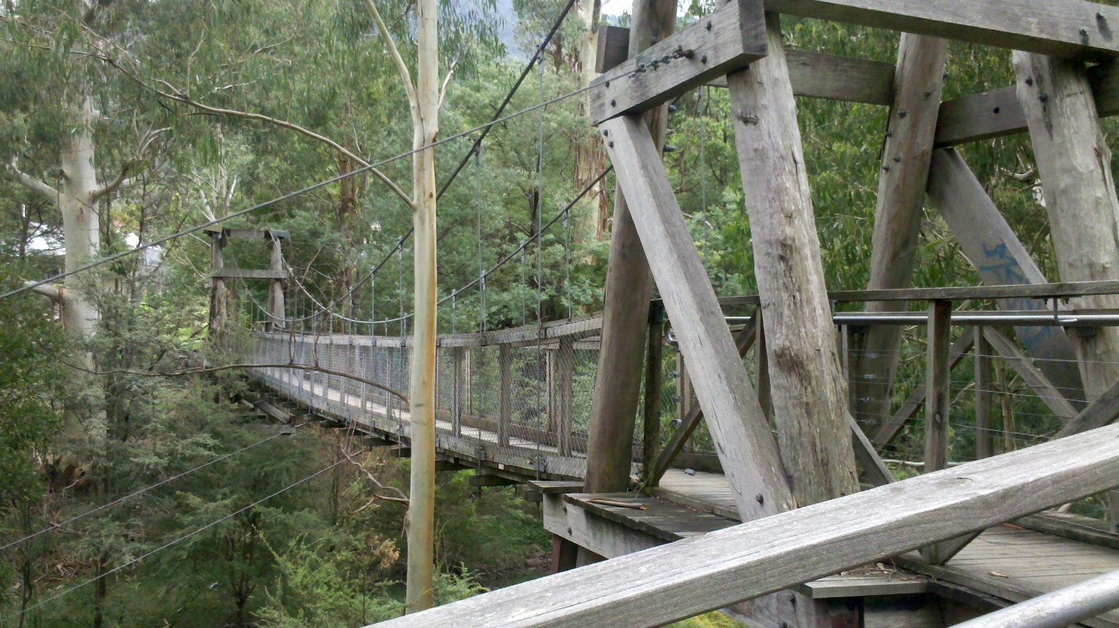 2013 03 29 14 10 04 899